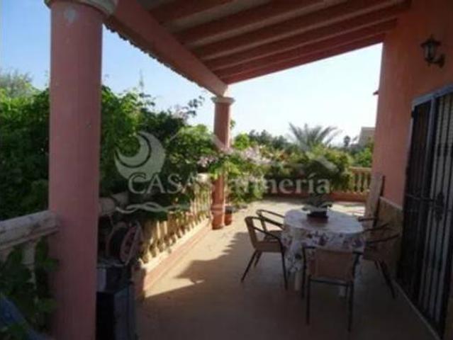 Chalet en venta en Úrcal, Huércal-overa