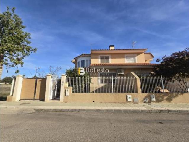 Chalet en venta en La Atalaya, Huércal-overa