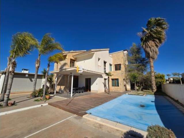 Chalet en venta en La Atalaya, Huércal-overa