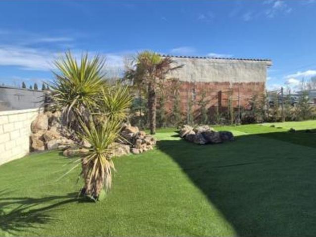 Chalet en venta en Husillos, Palencia