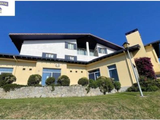 Villa en venta en Ibarrangelu, Elexalde