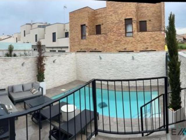 Villa en venta en Illescas