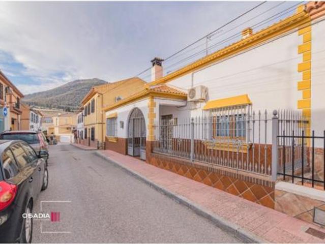 Chalet en venta en Alomartes, Íllora