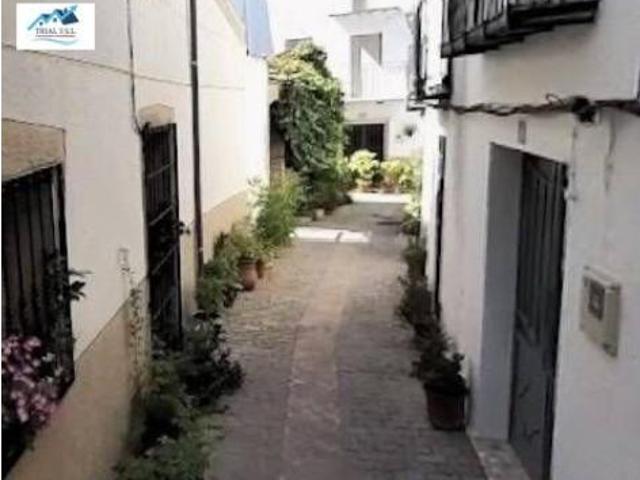 Chalet en venta en Iznatoraf, Andalucía