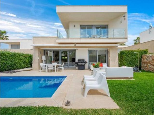 Chalet en venta en Jacarilla, Valencia