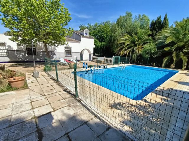 Chalet en venta en Torreperogil, Andalucía