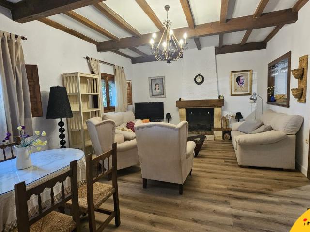 Chalet en venta en Barrio de las Cruces, Alcalá La Real