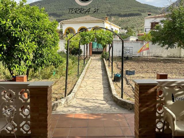 Villa en venta en Jamilena