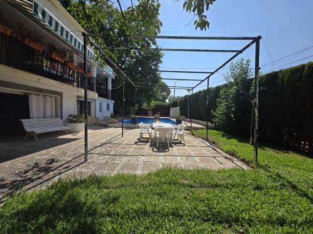 Chalet en venta en Urbanización San Luis, Baeza