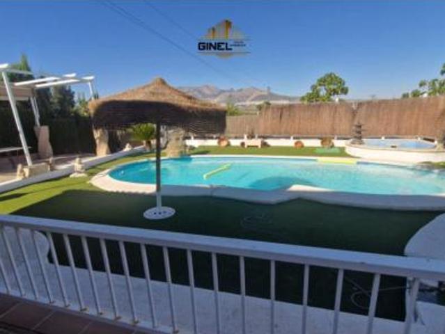 Chalet en venta en Urbanización La Manseguilla, Jaén