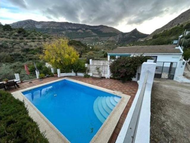 Villa en venta en Jaén, Urbanización Bellavista de Jabalcuz