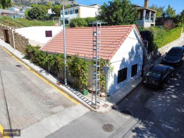 Chalet en venta en La Cabrera, Madrid