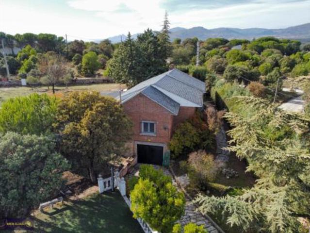 Chalet en venta en La Cabrera, Madrid