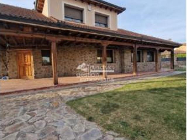 Chalet en venta en La Lastrilla, Castilla y León