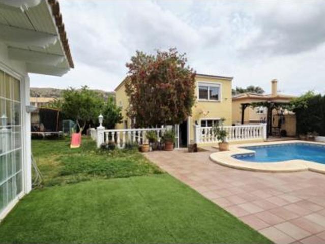 Chalet en venta en Nucia Park, la Marina Baixa