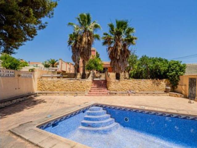 Chalet en venta en la Marina Baixa, Valencia