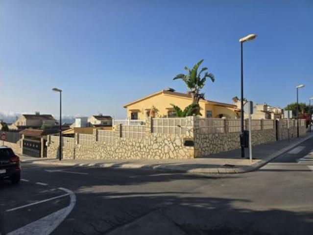 Villa en venta en La Nucia, Urbanización Panorama