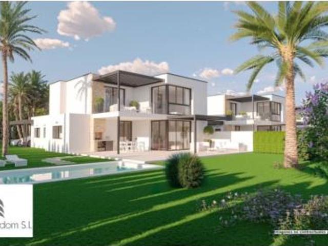 Villa en venta en La Nucia
