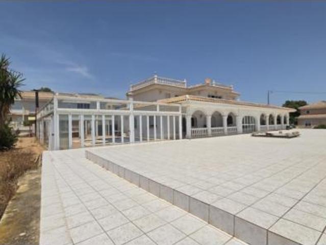 Chalet en venta en la Marina Baixa, Valencia