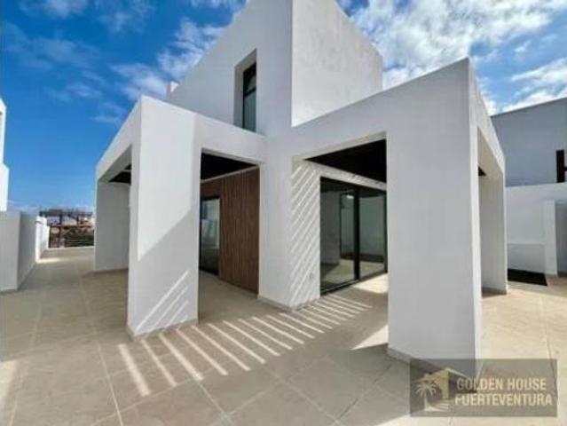 Chalet en venta en Corralejo Playa