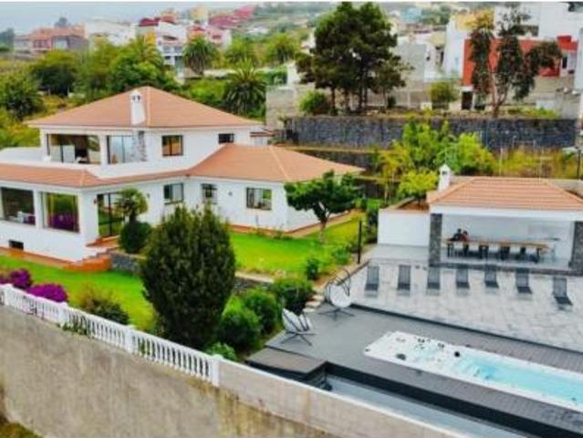 Chalet en venta en La orotava, Aguamansa