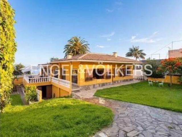 Chalet en venta en El Monturrio, La orotava