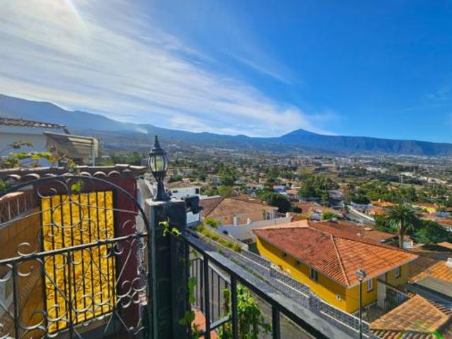 Chalet en venta en Las Cuevas, La orotava