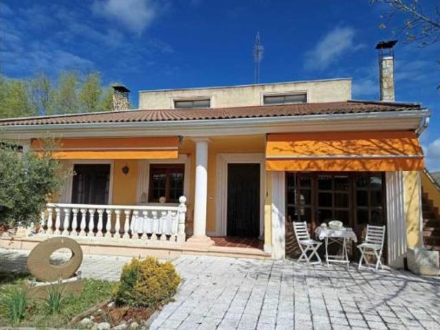 Chalet en venta en La Pedraja De Portillo, Castilla y León