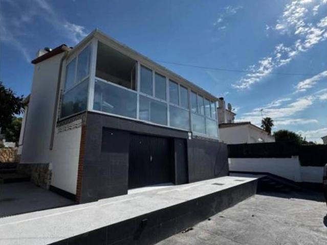 Chalet en venta en el Castell de Montornès, Tarragonès