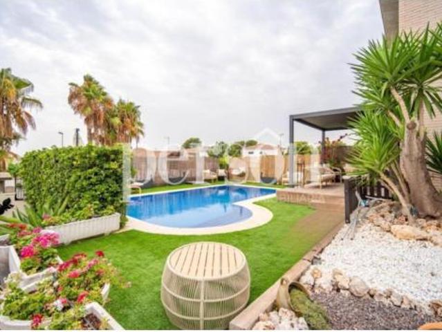 Chalet en venta en Urbanització Montecolorado, la Pobla de Vallbona