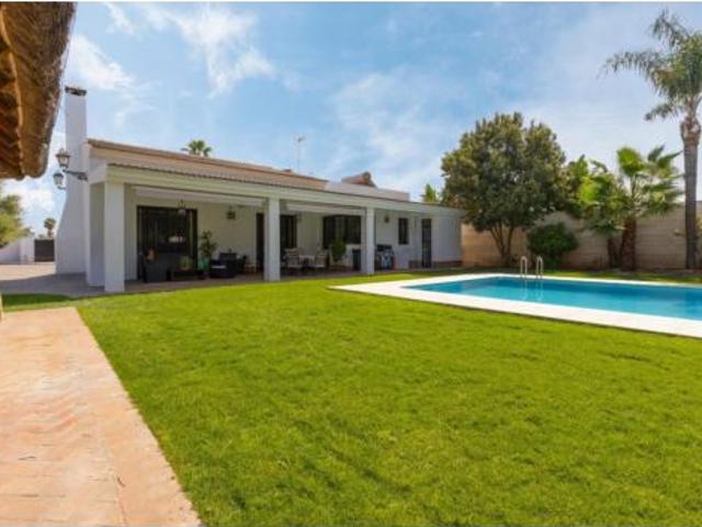 Chalet en venta en Urbanización Nueva Jarilla, La Rinconada