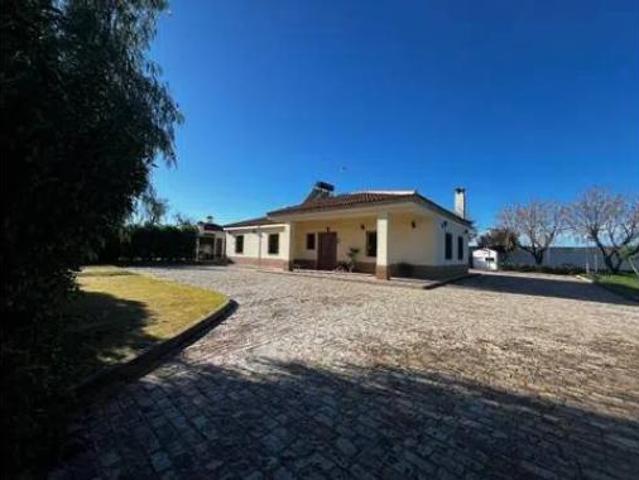 Chalet en venta en La Rinconada, Andalucía
