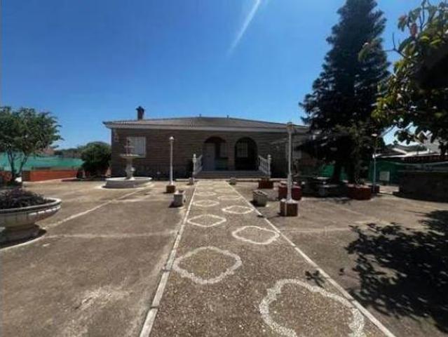 Chalet en venta en La Rinconada, Andalucía