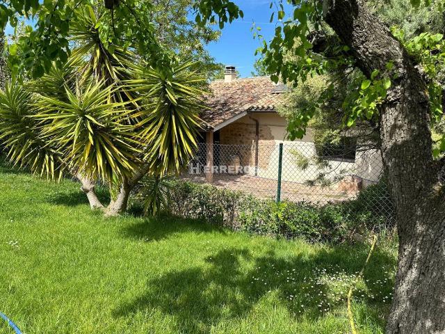 Chalet en venta en Agoncillo, La Rioja