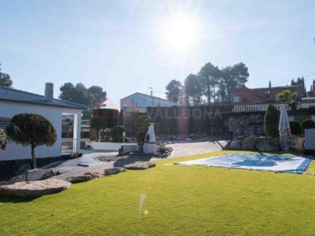 Chalet en venta en les Pinedes de l'Armengol, Anoia