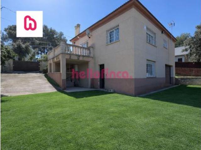 Chalet en venta en les Pinedes de l'Armengol, Anoia