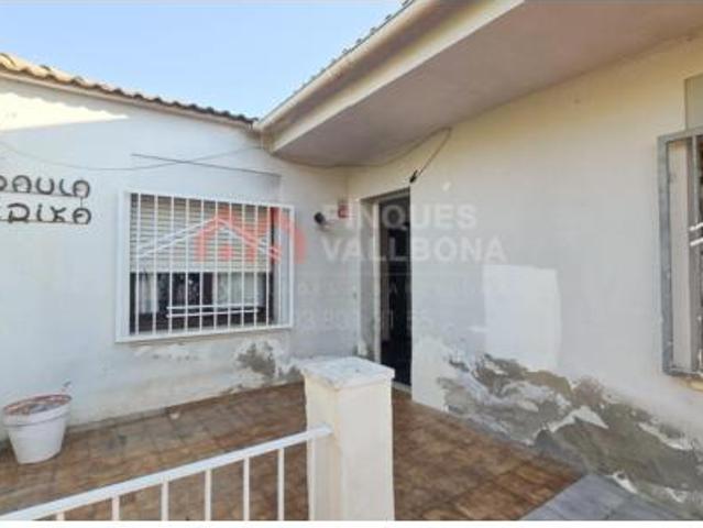 Chalet en venta en la Torre de Claramunt, Barcelona
