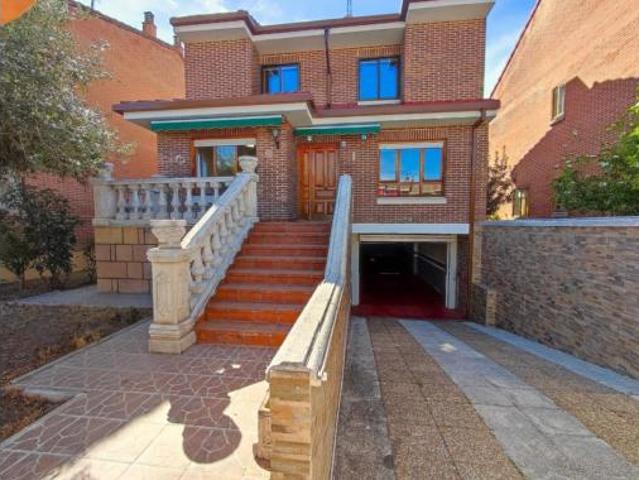 Chalet en venta en Laguna De Duero, Castilla y León