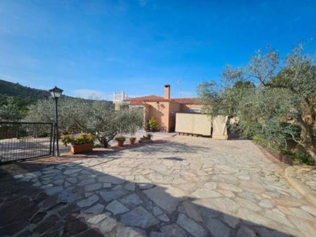 Chalet en venta en l'Alcalatén, Valencia