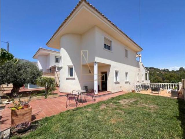 Chalet en venta en la Marina Baixa, Valencia
