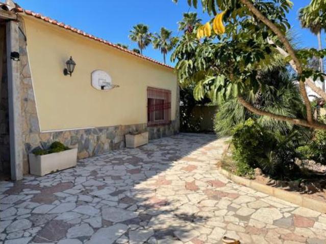 Chalet en venta en Pla Parcial Platja, la Marina Baixa