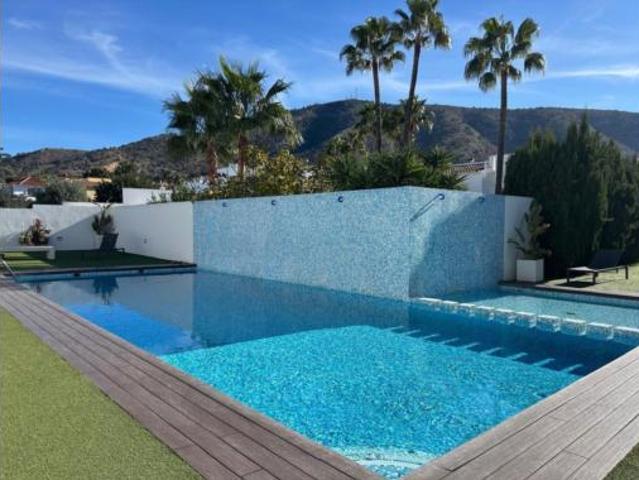 Chalet en venta en la Marina Baixa, Valencia