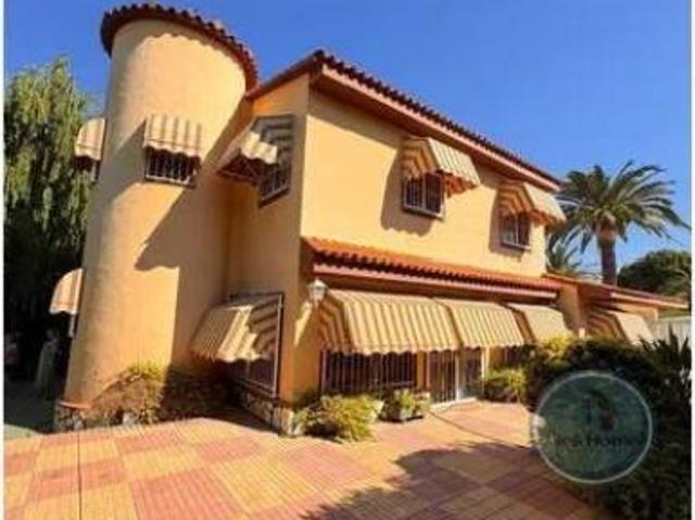 Chalet en venta en la Marina Baixa, Valencia