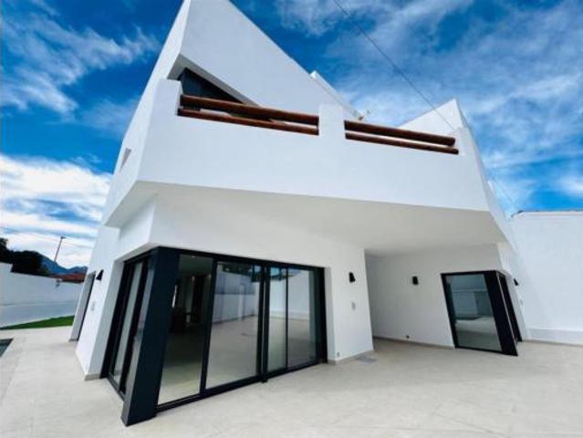 Chalet en venta en la Marina Baixa, Valencia
