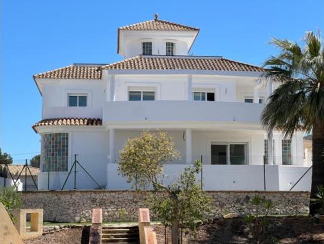 Villa en venta en L'alfàs Del Pi