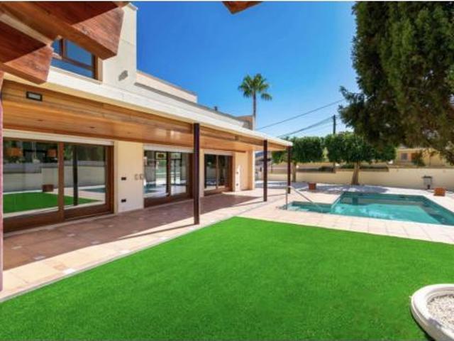 Chalet en venta en la Marina Baixa, Valencia