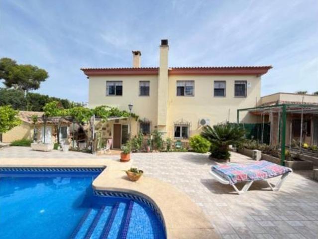Chalet en venta en la Marina Baixa, Valencia