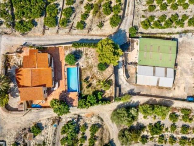 Chalet en venta en la Marina Baixa, Valencia