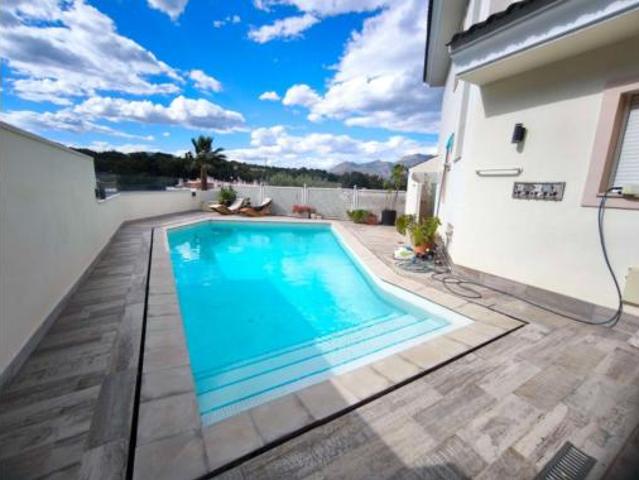 Chalet en venta en la Foia Blanca, la Marina Baixa