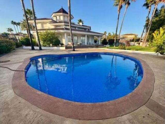 Chalet en venta en la Marina Baixa, Valencia